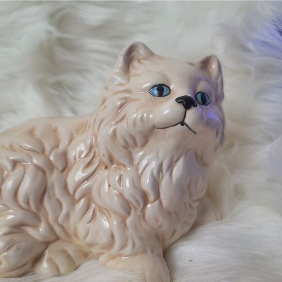 2 Ceramic Cat Figurines - Picture 2 of 3